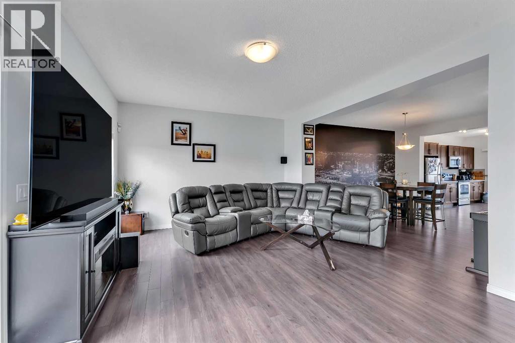 569 Savanna Boulevard Ne Property Photo 15