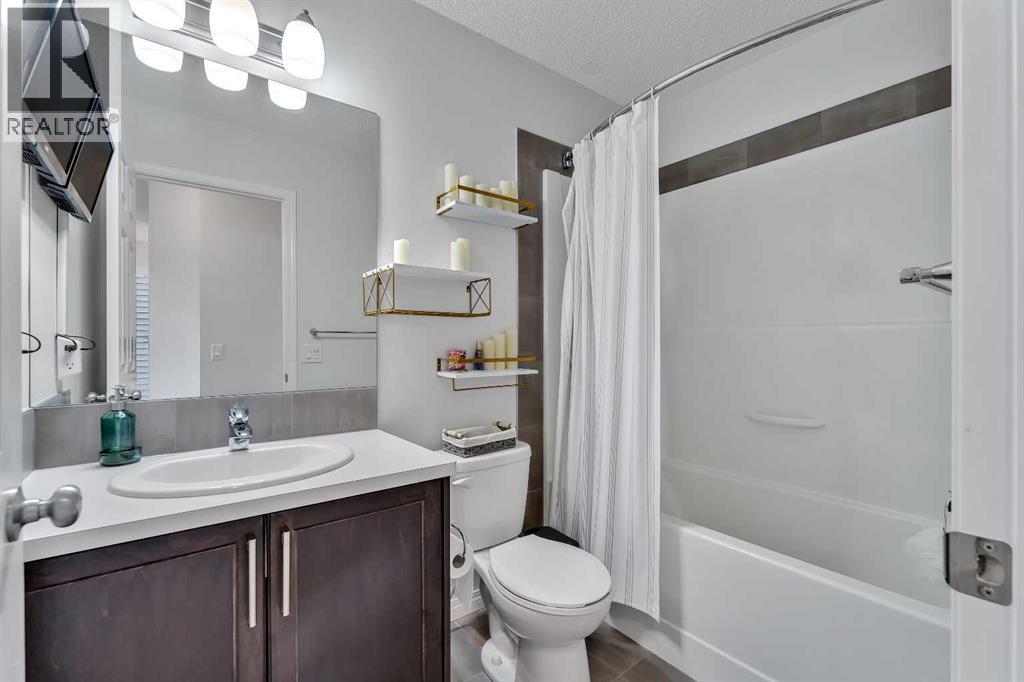 569 Savanna Boulevard Ne Property Photo 29
