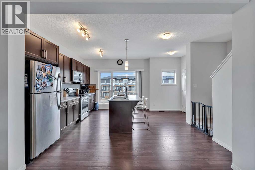 569 Savanna Boulevard Ne Property Photo 36