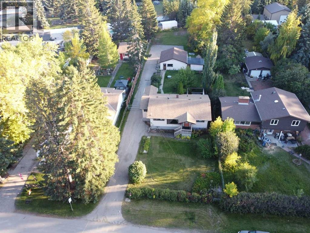 7219 Bow Crescent Nw Property Photo 1