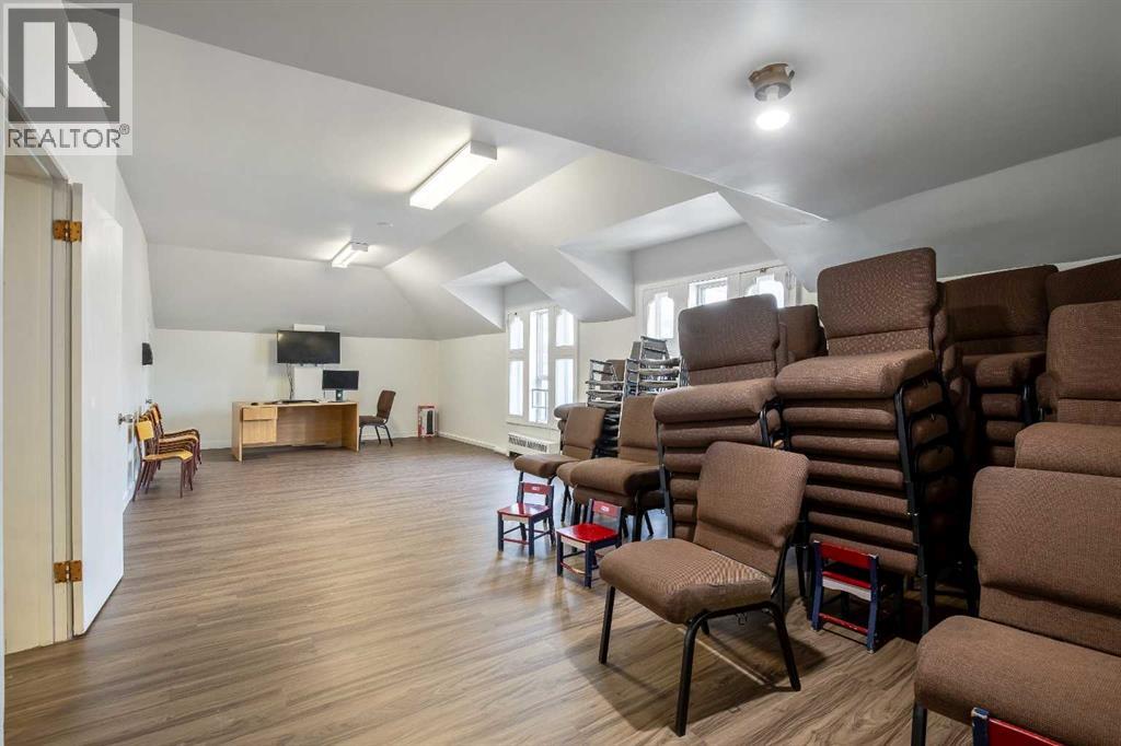 1405 8 Avenue Se Property Photo 22