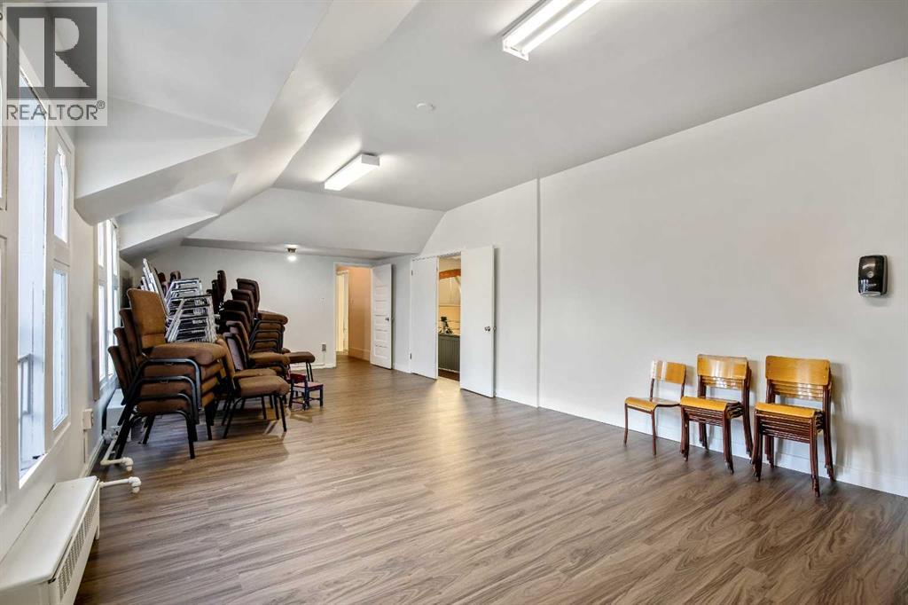 1405 8 Avenue Se Property Photo 23