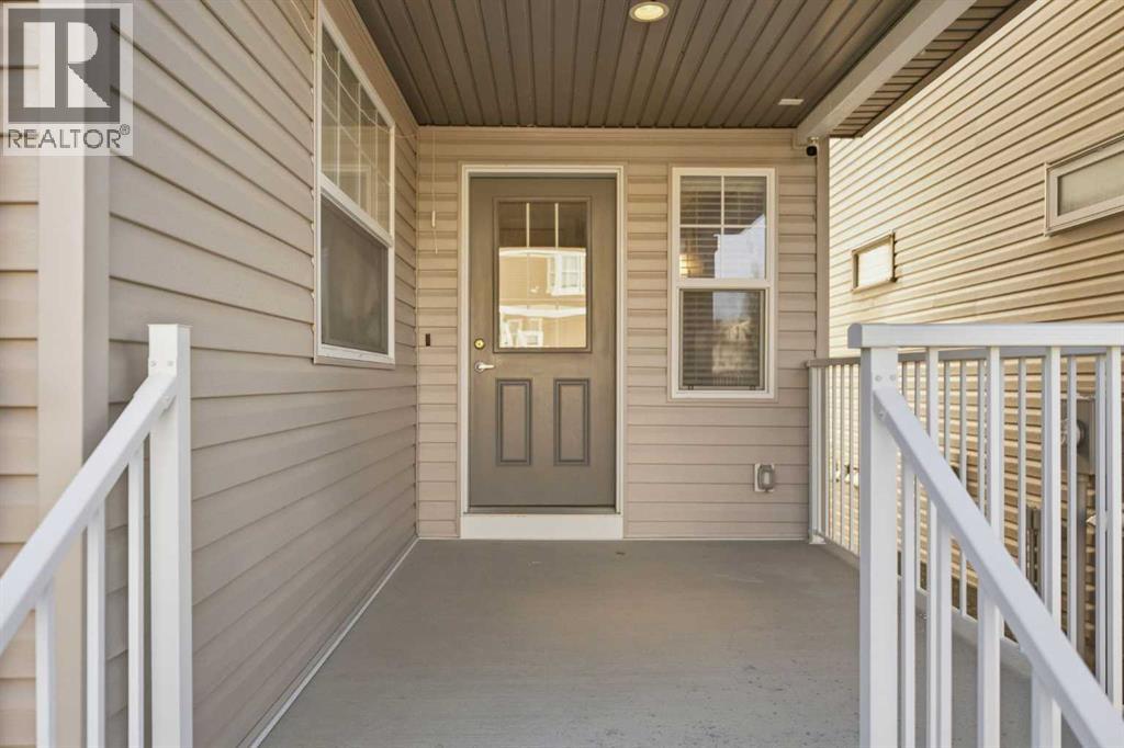 6 Evanscrest Heights Nw Property Photo 3
