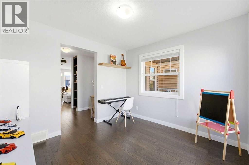 6 Evanscrest Heights Nw Property Photo 6