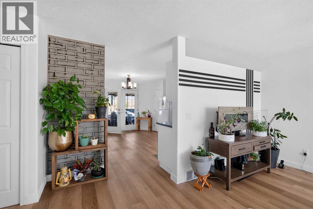 9218 115 Avenue Property Photo 8