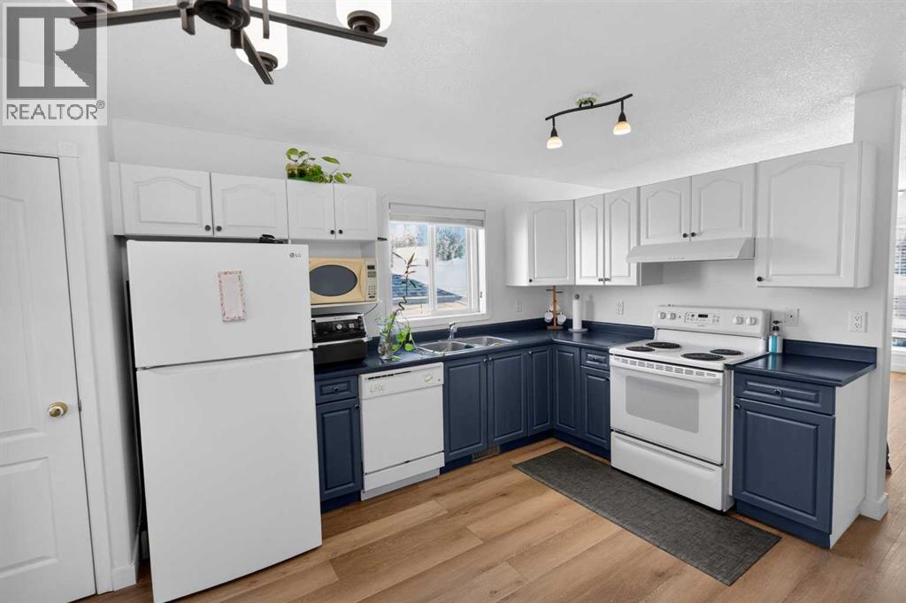9218 115 Avenue Property Photo 11