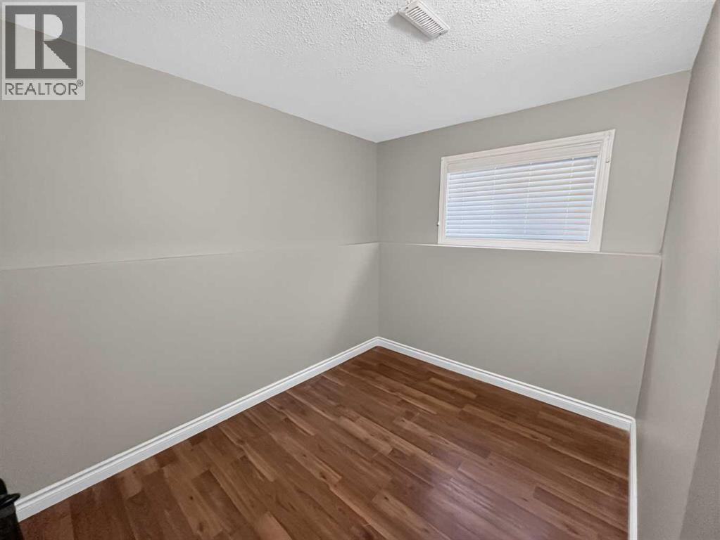9218 115 Avenue Property Photo 28