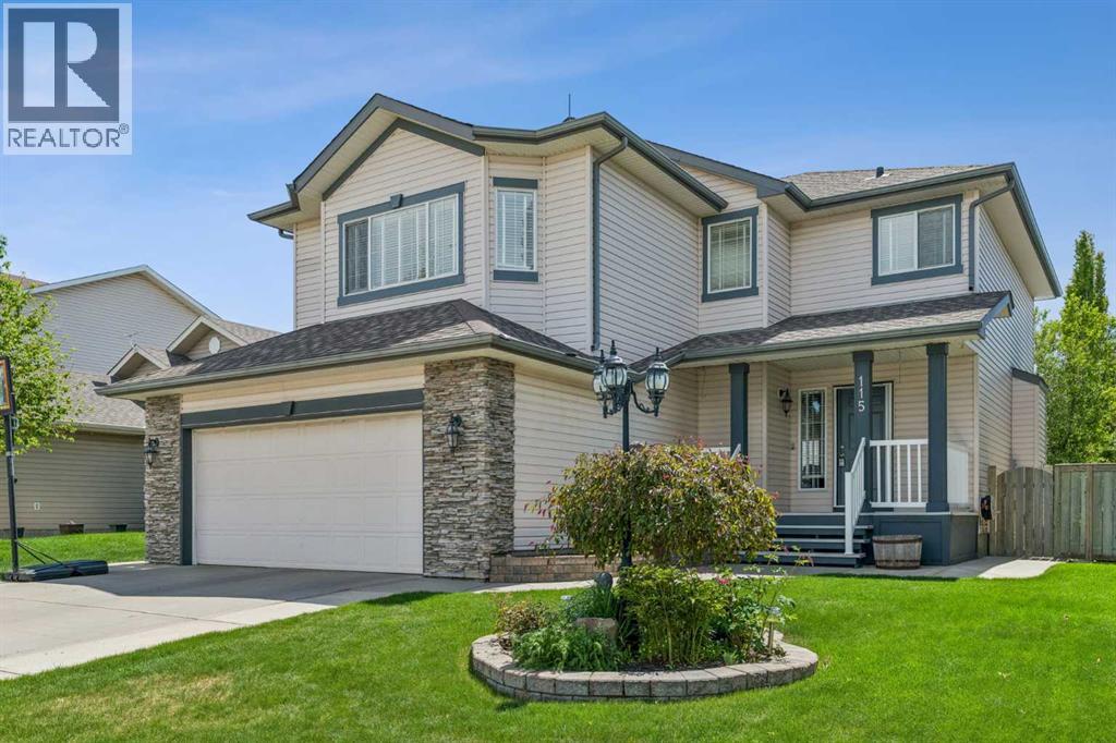 115 Cove Crescent Property Photo 1
