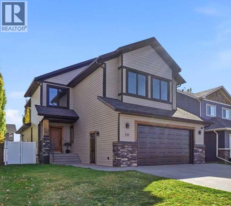 211 Voisin Close Property Photo 1