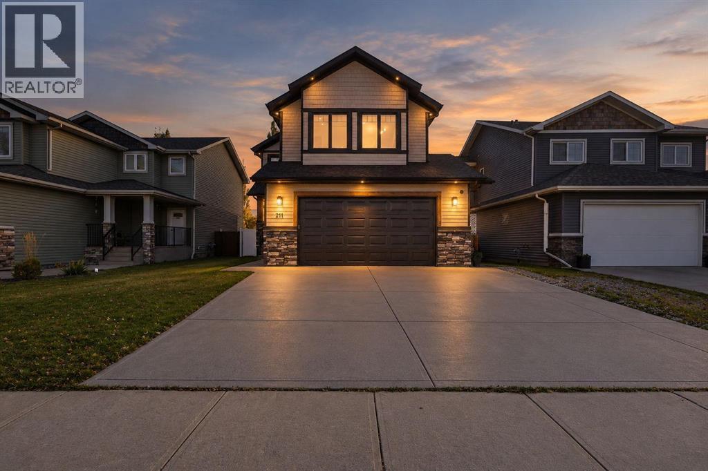 211 Voisin Close Property Photo 2