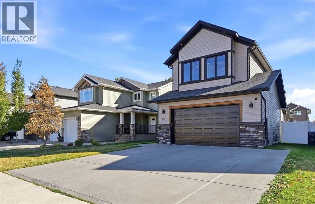 211 Voisin Close Property Photo 3