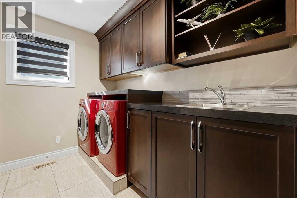 211 Voisin Close Property Photo 25