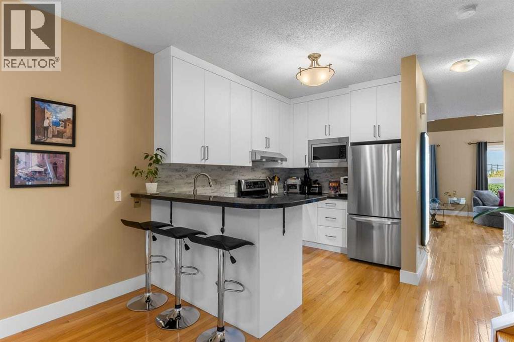 1515 21 Avenue Sw Property Photo 5