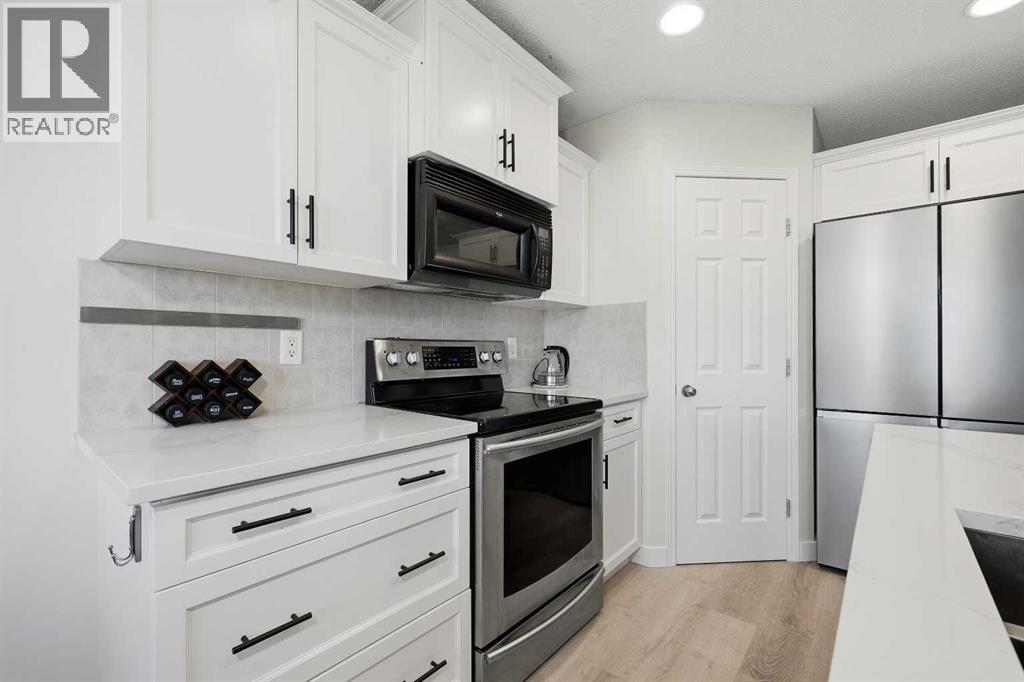 15 Tuscany Reserve Bay Nw Property Photo 5