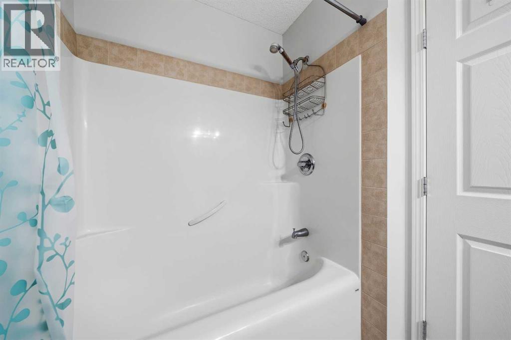 15 Tuscany Reserve Bay Nw Property Photo 35
