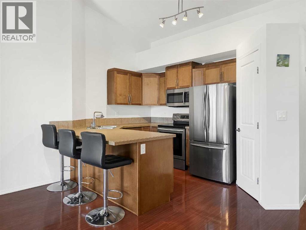 160 Moberly Road Property Photo 3
