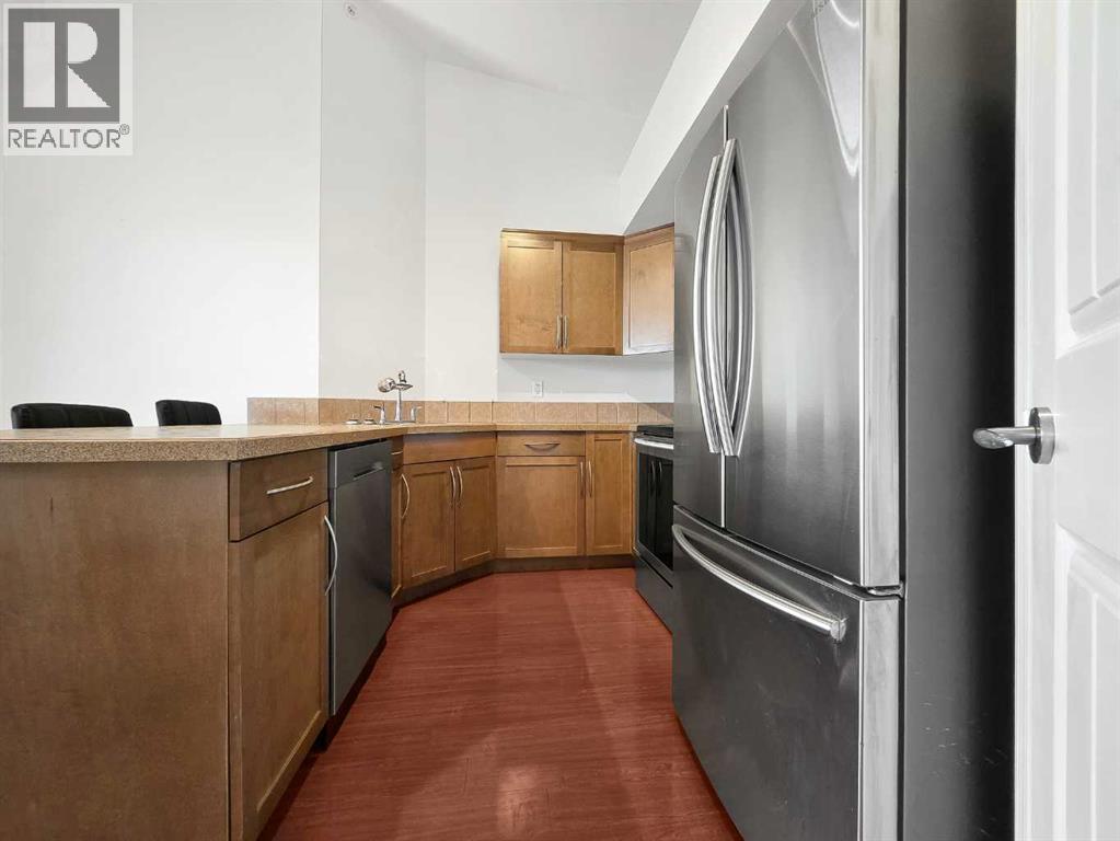 160 Moberly Road Property Photo 4