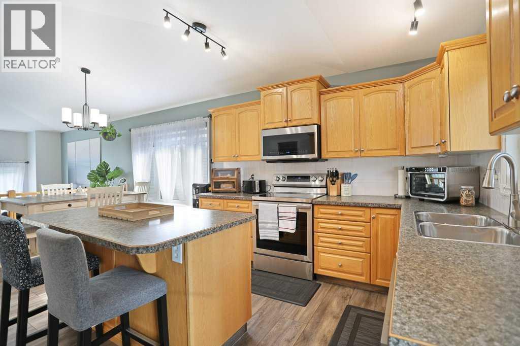 227 Meadowbrook Drive Property Photo 14