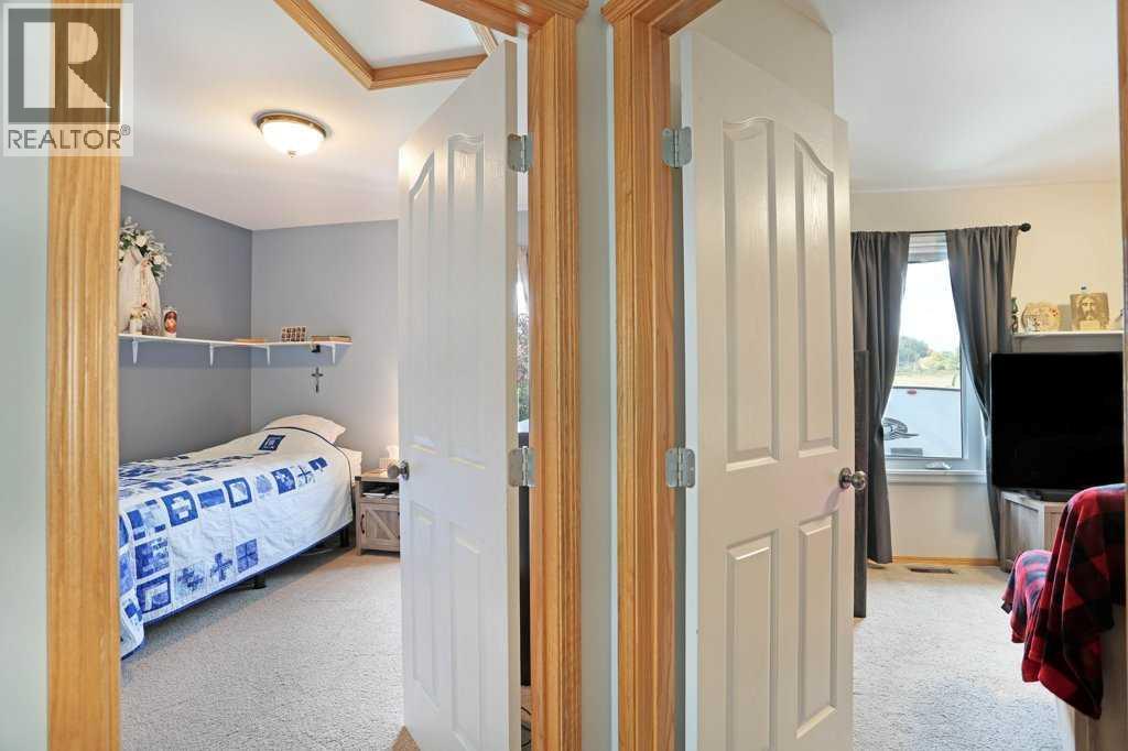 227 Meadowbrook Drive Property Photo 23