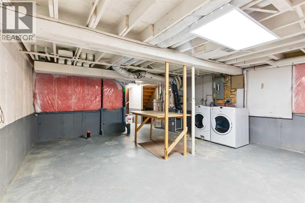 43 Shawinigan Lane Sw Property Photo 25