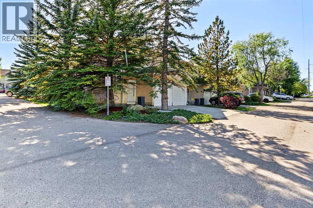 43 Shawinigan Lane Sw Property Photo 30