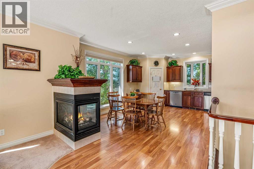 305 9 Street W Property Photo 22