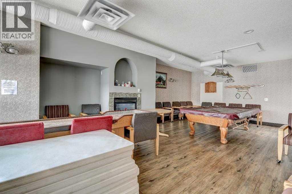 10402 111 Street Property Photo 12