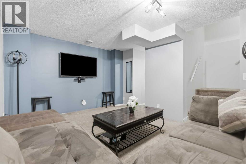 611 Walden Drive Se Property Photo 23