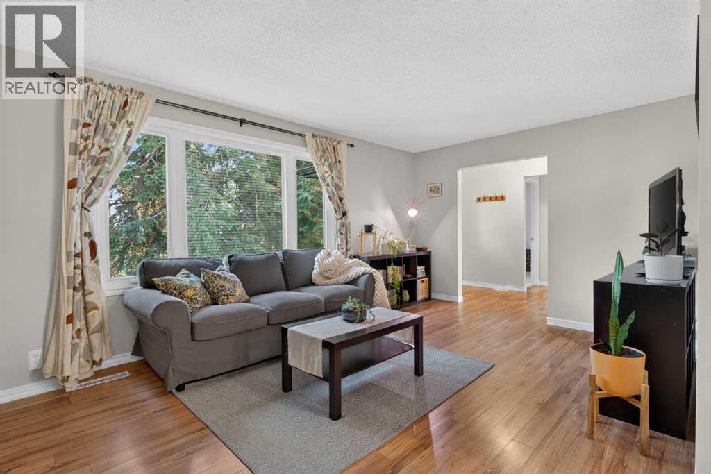 292 Silver Brook Way Nw Property Photo 4