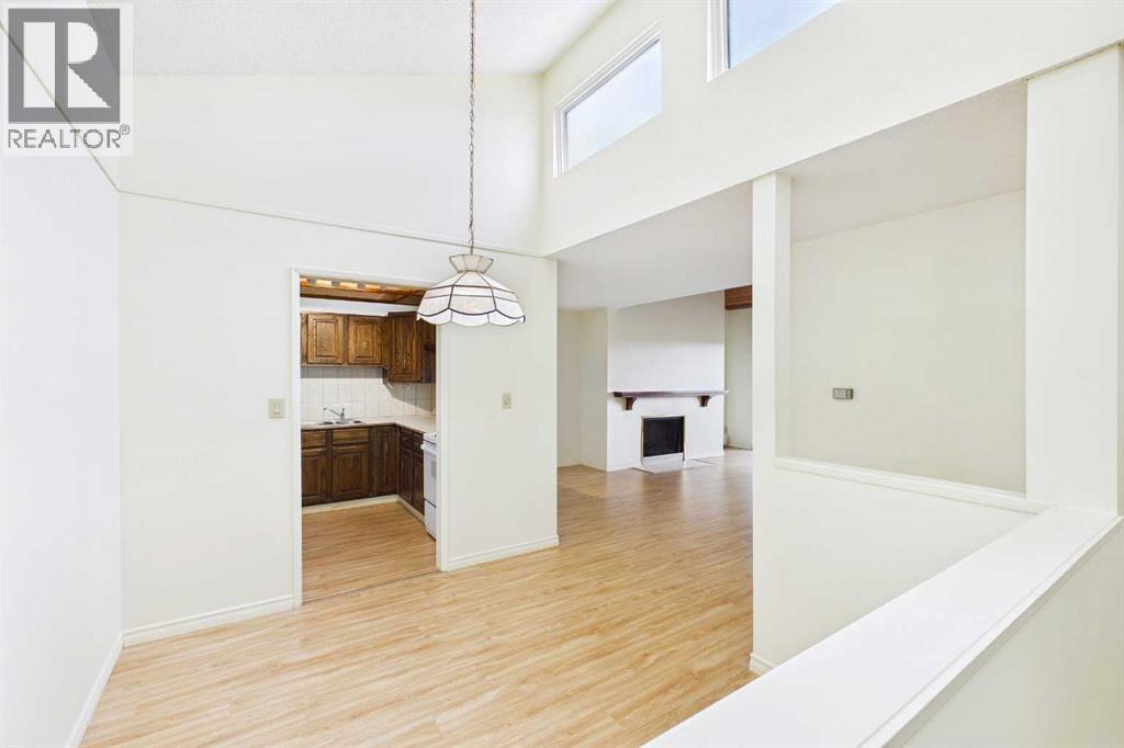 3719 49 Street Northwest Property Photo 12