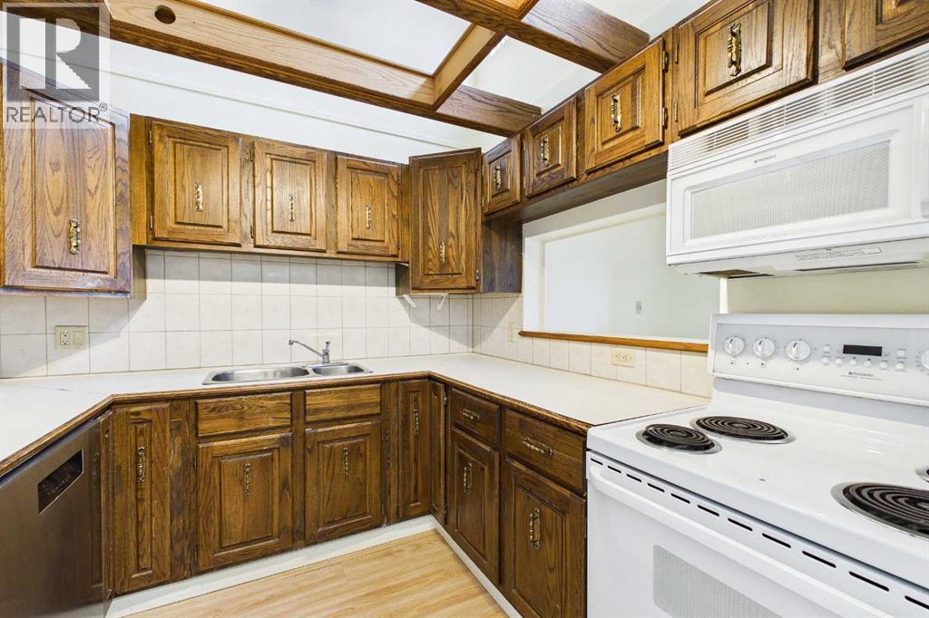 3719 49 Street Northwest Property Photo 20