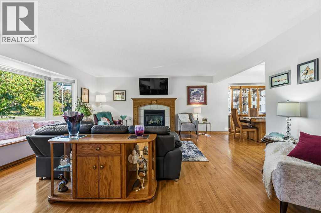 7804 7 Street Sw Property Photo 7