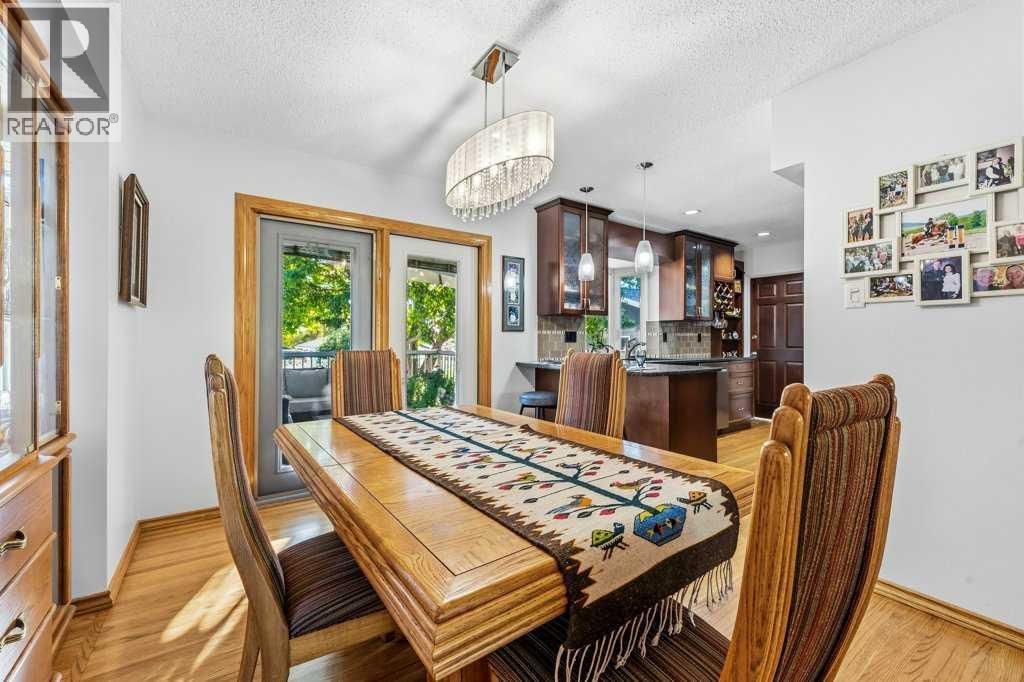 7804 7 Street Sw Property Photo 12