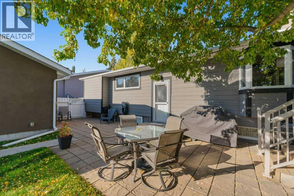 7804 7 Street Sw Property Photo 36