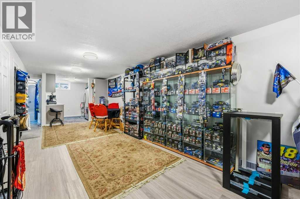 7804 7 Street Sw Property Photo 46