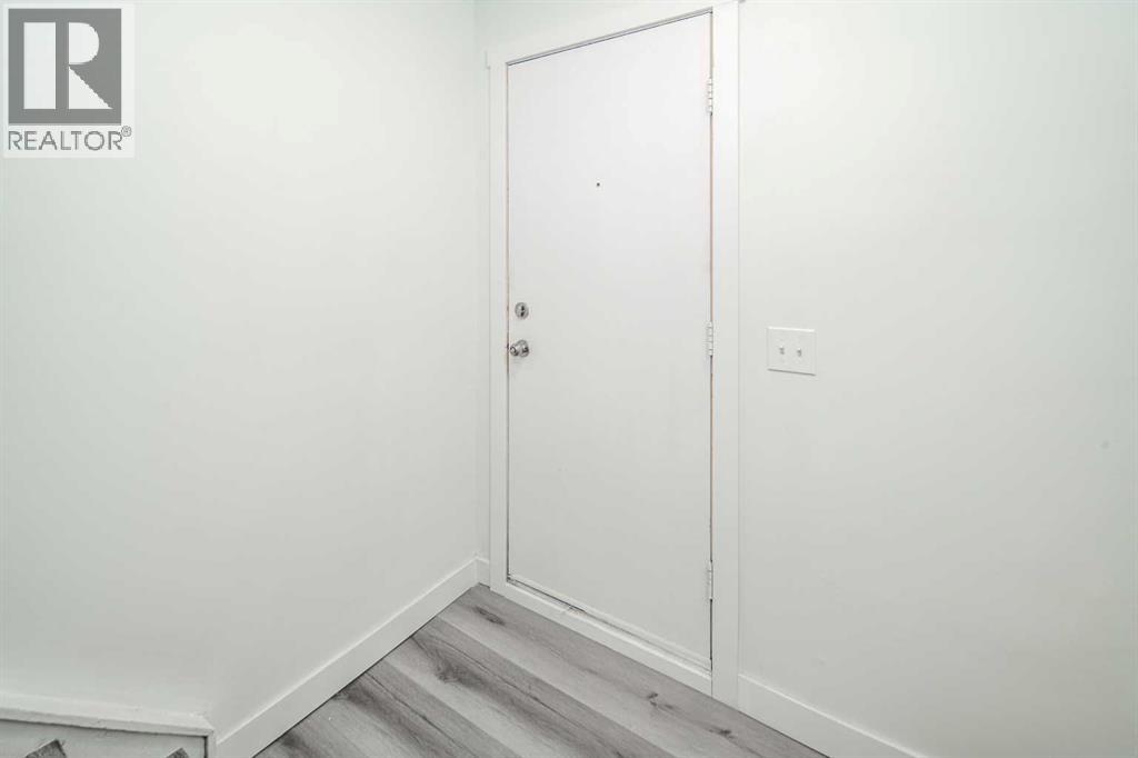 1055 72 Avenue Northwest Property Photo 23
