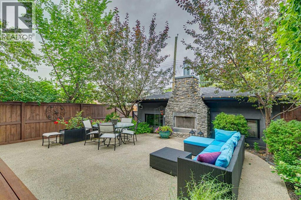 1940 48 Avenue Sw Property Photo 32
