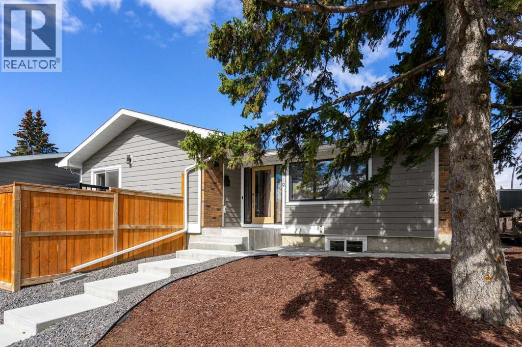 119 Silvercreek Close Nw Photo de la propriété 1
