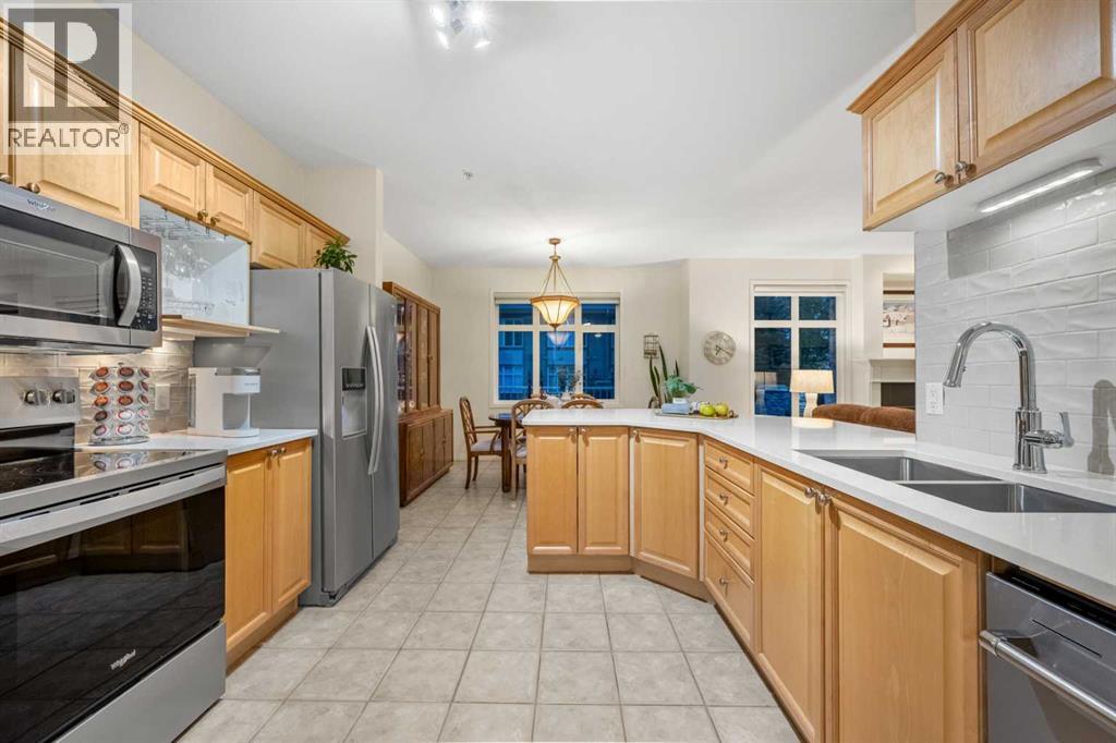 1104 Lake Fraser Court Southeast Property Photo 5