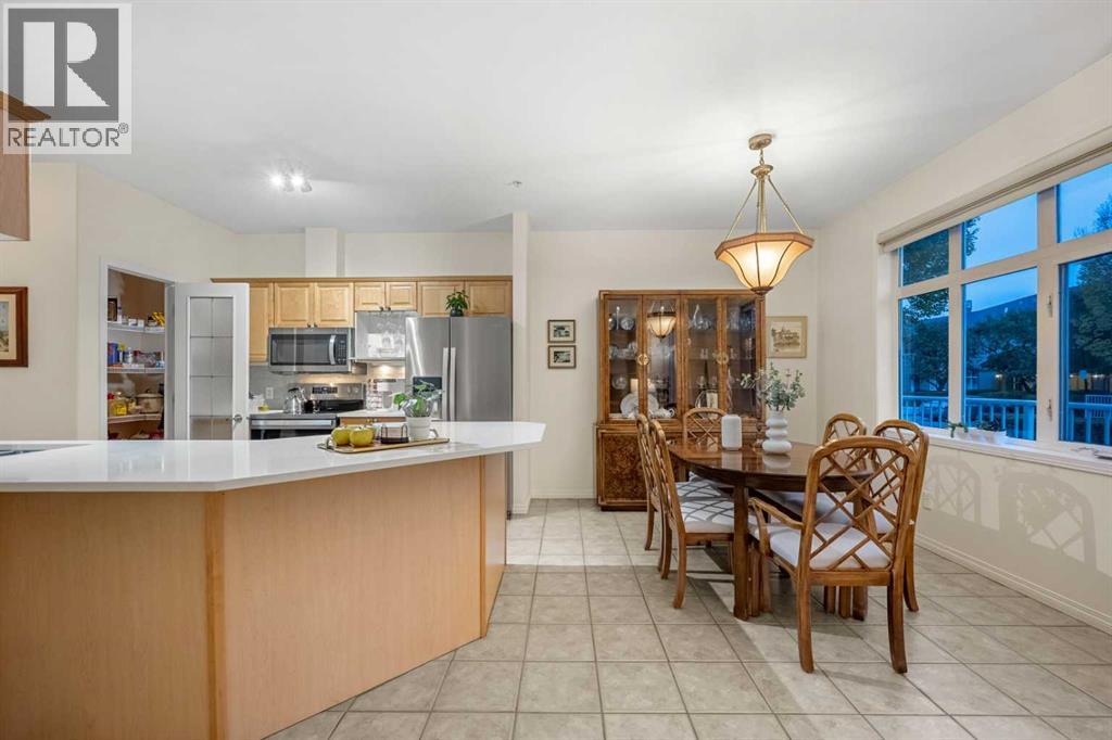 1104 Lake Fraser Court Southeast Property Photo 8