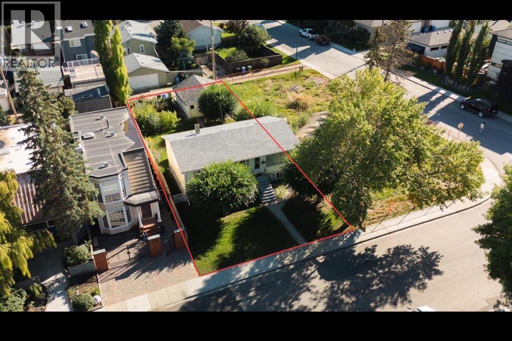 435 51 Avenue Property Photo 13