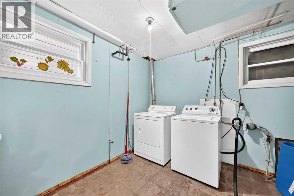 435 51 Avenue Property Photo 42