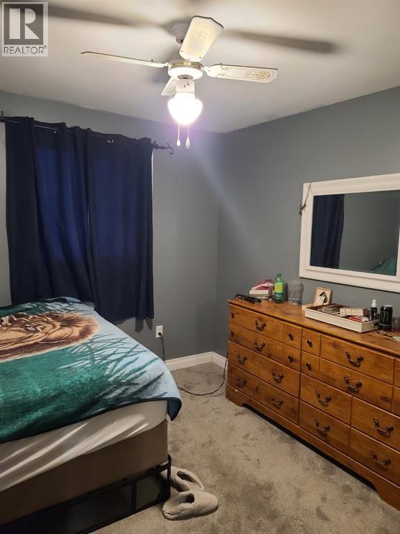 5211 50 Avenue Property Photo 6