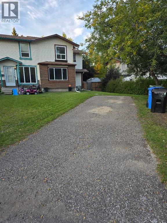 215 Pineset Place Ne Property Photo 2