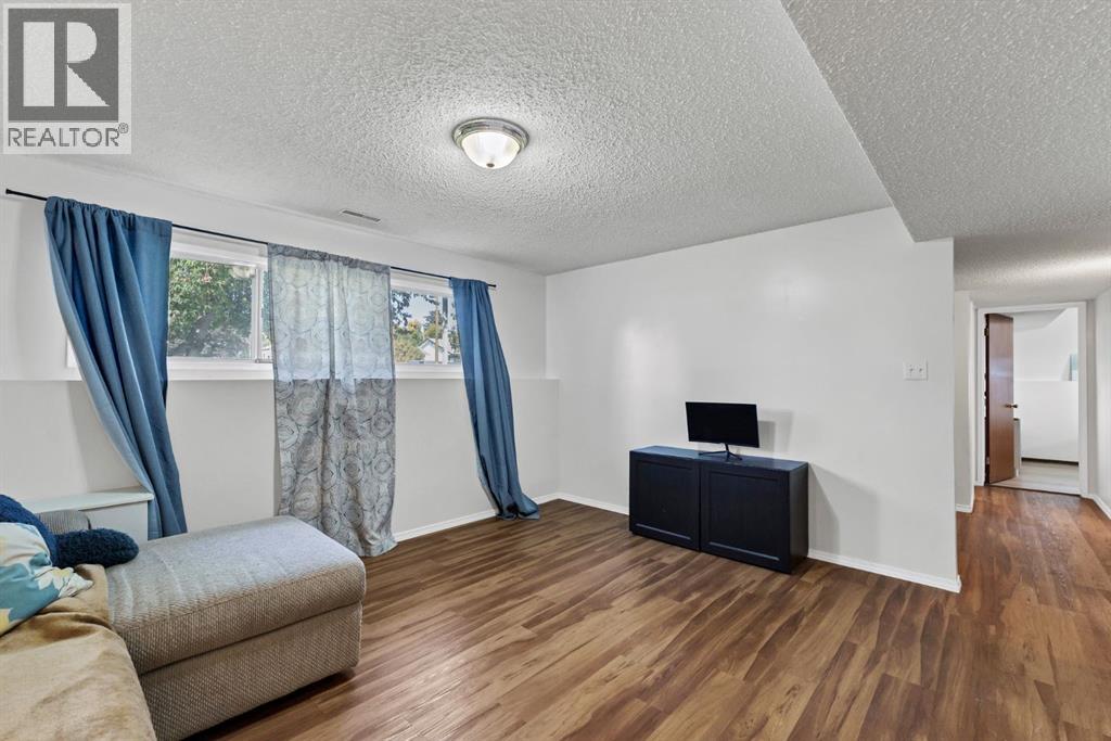 253 11 Street Ne Property Photo 23