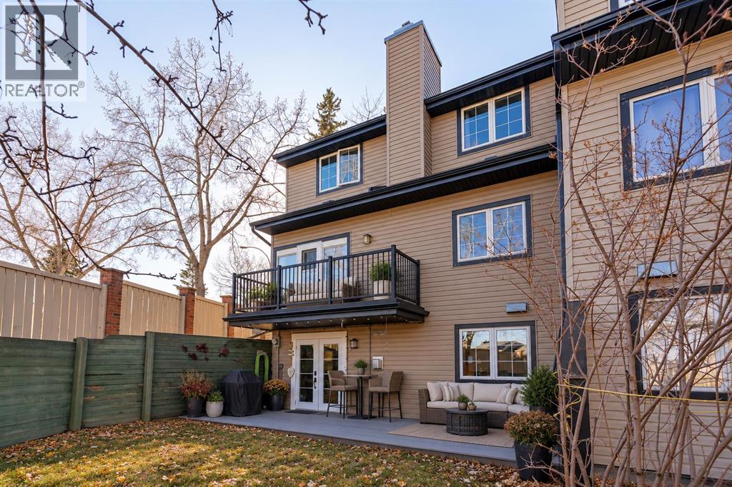 448 Strathcona Drive Southwest Photo de la propriété 1