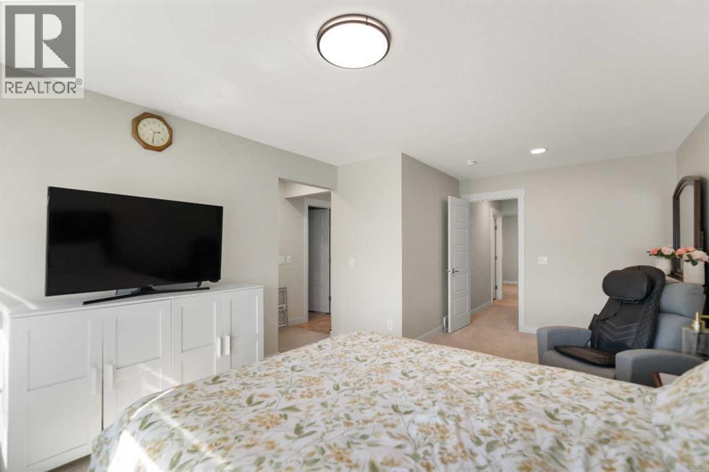 86 Corner Glen Gardens Ne Property Photo 25