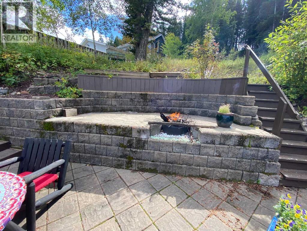 13302 15 Avenue Property Photo 8