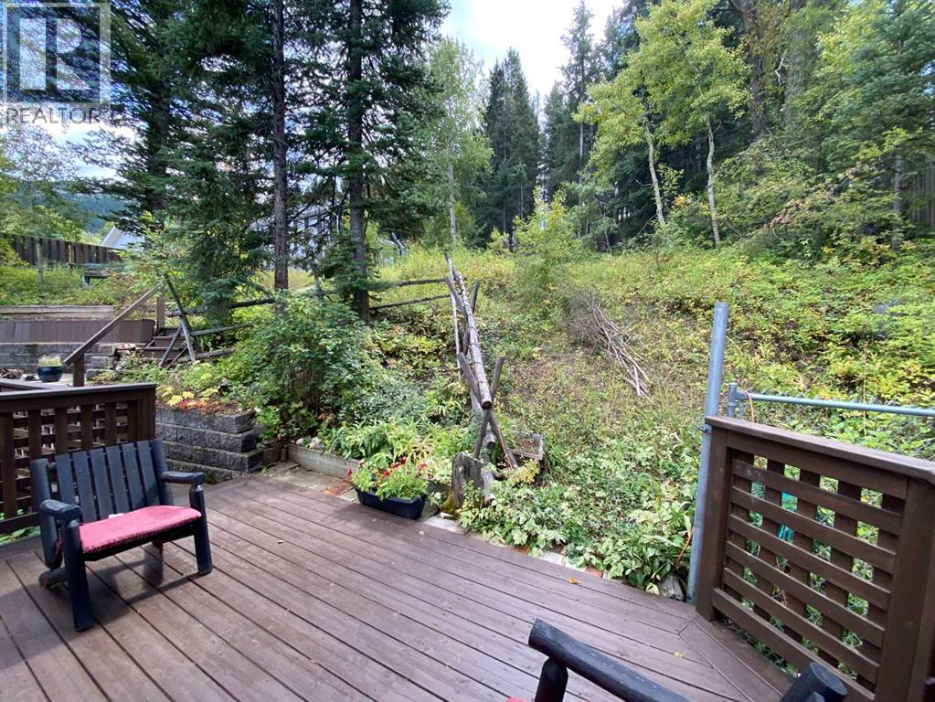13302 15 Avenue Property Photo 8
