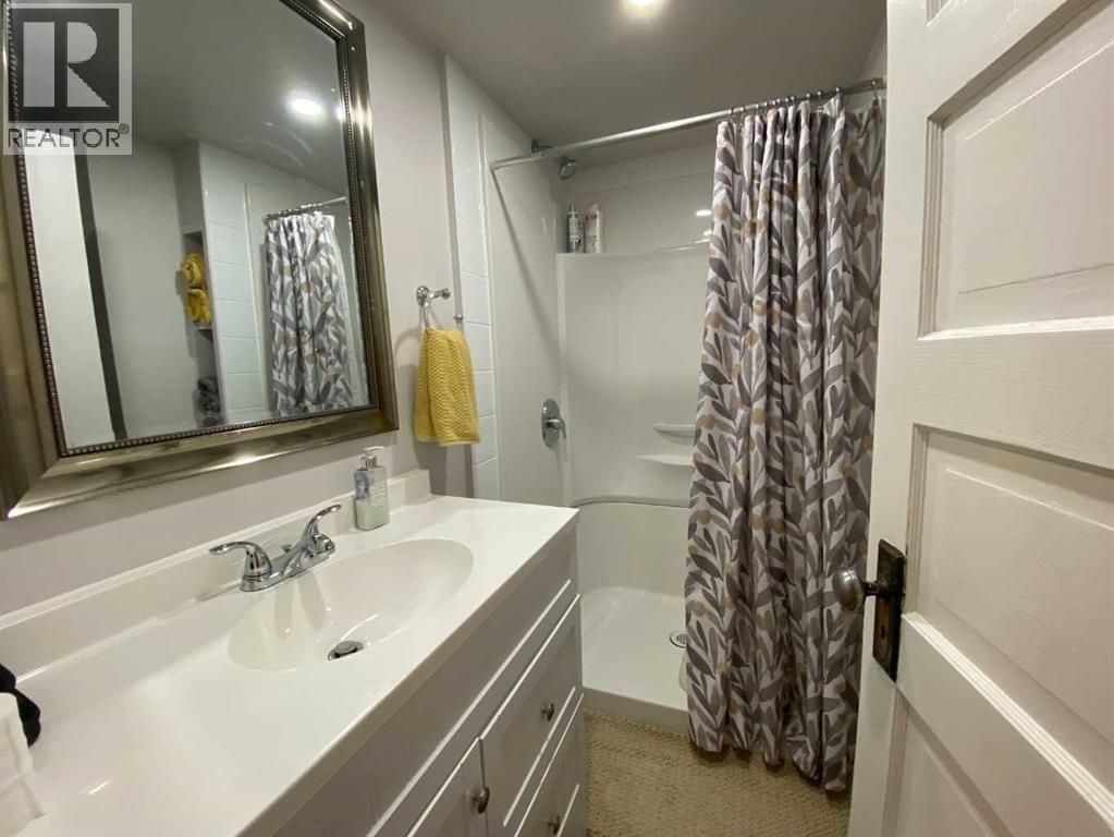 13302 15 Avenue Property Photo 24